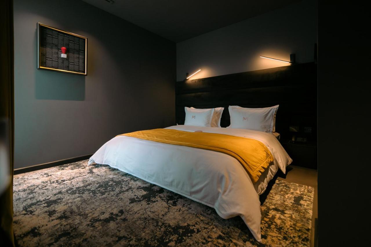 Mert Boutique Hotel Корча Экстерьер фото